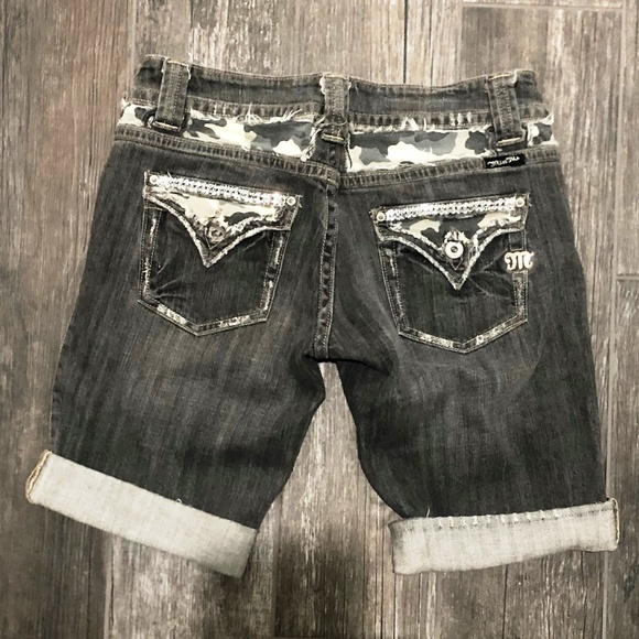 Miss Me Seattle Grey Camo / Rhinestone studded - Picture 1 of 7